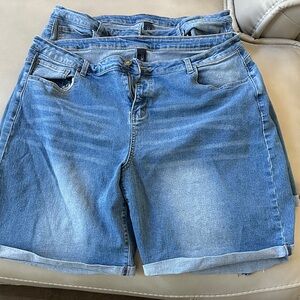 Women’s shorts set of 2